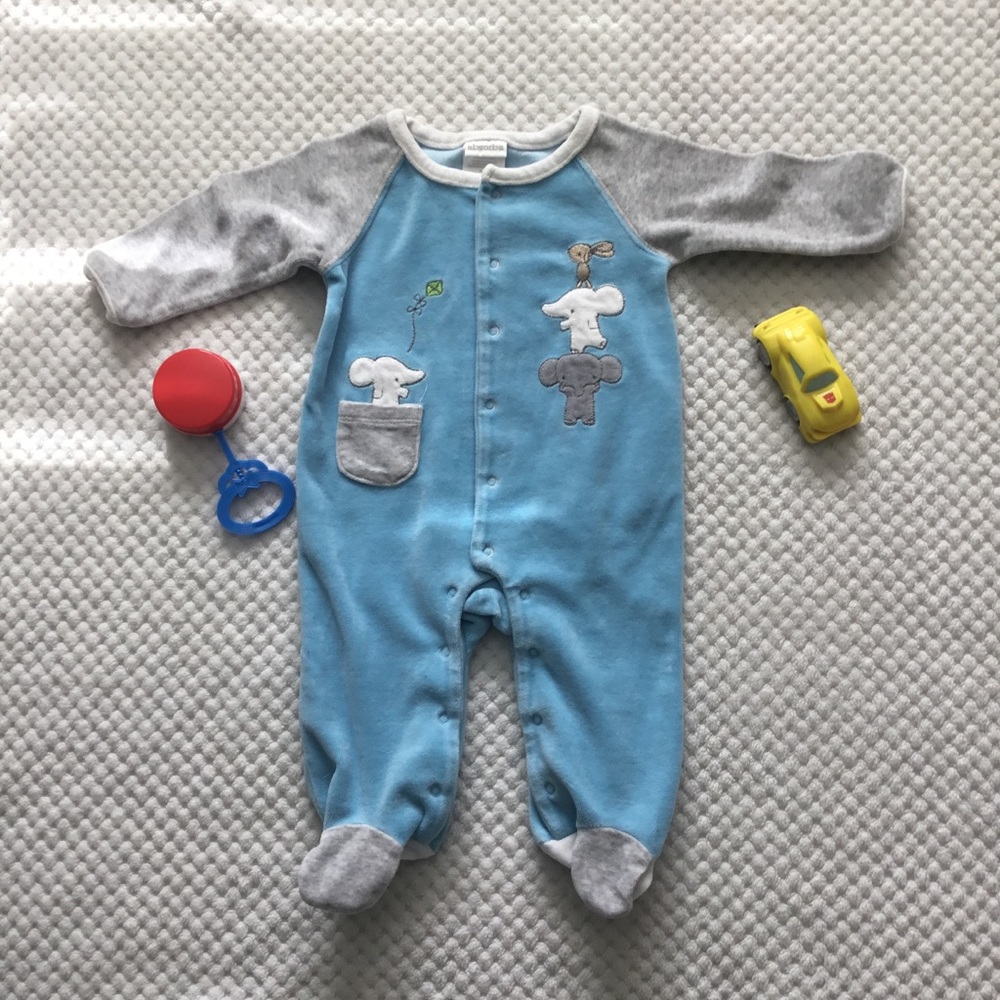 Adorable soft Elephant FOOTSIE NWOT 3/6 month